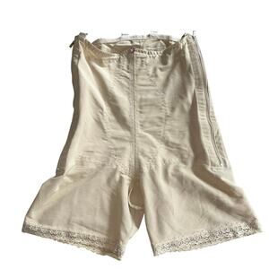 Design Veronique Black XXL Female Post Surgical Garment Above Knee Length